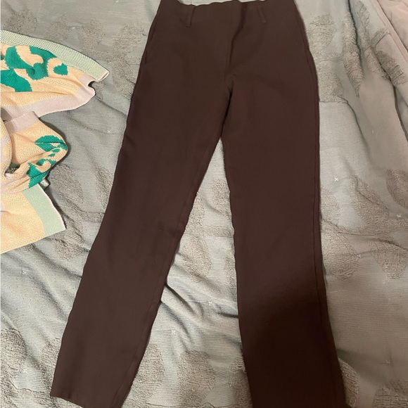 Quince Pointe Straight Leg Pants - Picture 5 of 5